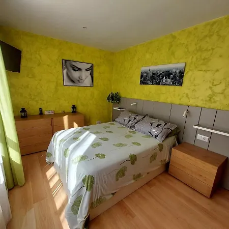Apartment Con Aparcamiento En Zona Centrica